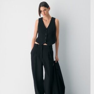 Babaton Black Button-Front Tailored Vest
